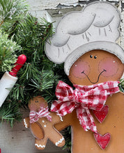 Load image into Gallery viewer, Baking Gingerbread Man Wreath SVG