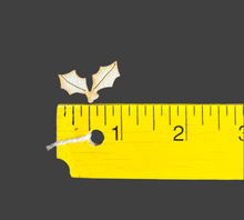 Load image into Gallery viewer, MEDIUM Holly Leaves Add-on Accessory Pieces
