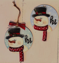 Load image into Gallery viewer, Hi Snowman Round Ornament Kit SSW
