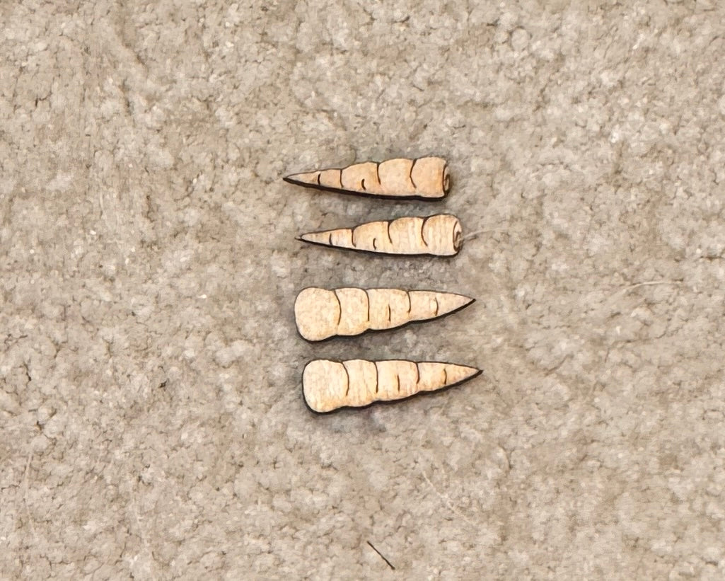 New Carrot Noses for Snowmen  Unfinished wood Set of 4 SMALL SIZE