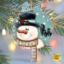 Load image into Gallery viewer, Hi Snowman Round Ornament Kit SSW
