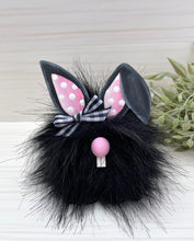Load image into Gallery viewer, Small Pom Pom Bunny DIY Kit
